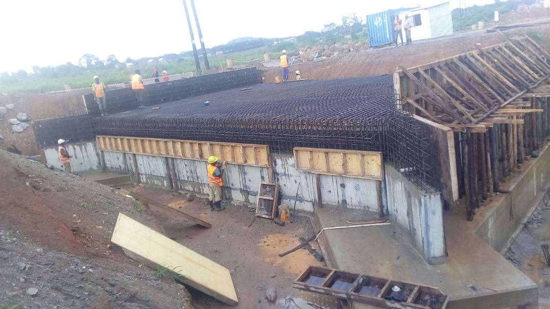 Stage 6: walls cast, roof slab reinforcement and formwork in place